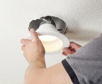 Hoe monteer ik een inbouwspot?